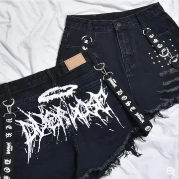 볼칸 서브컬쳐 프린트 스터드 숏 팬츠