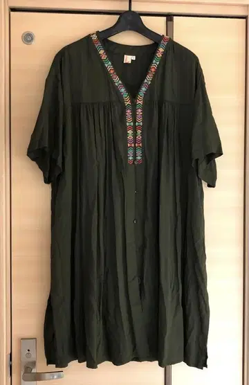 티티카카 과테말라 자수 원피스 카키