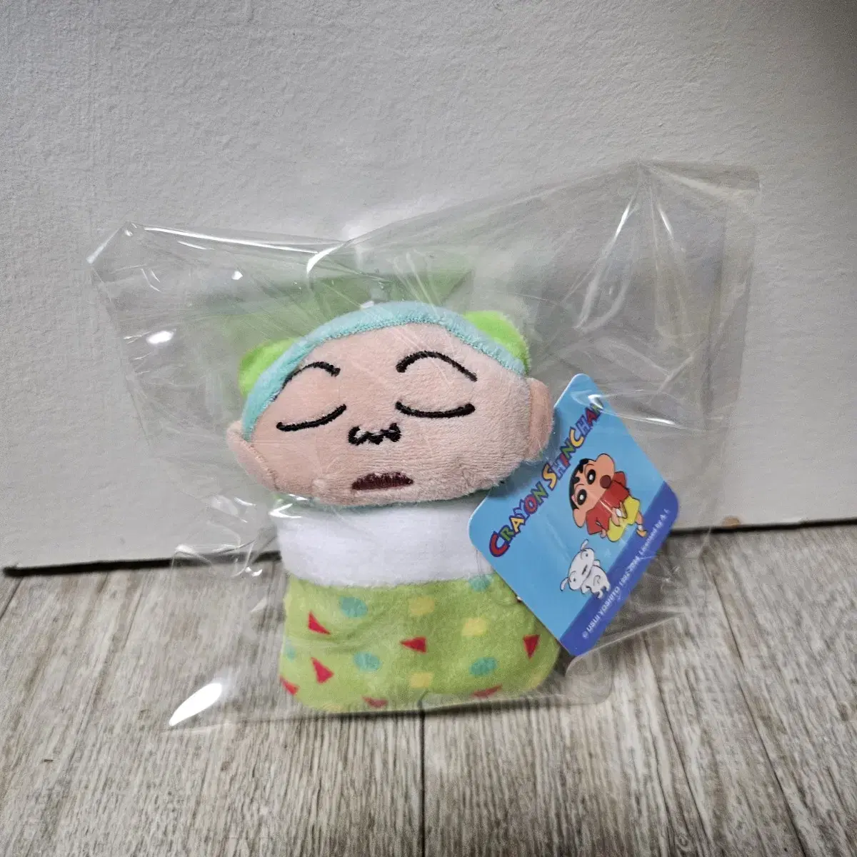 Authentic Napping Crayon Shin-chan, Hooni key doll new product