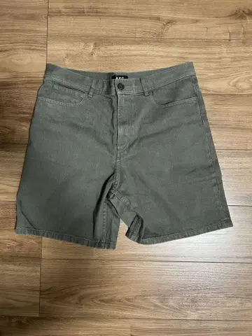 아페쎄 하프 팬츠 M 사이즈