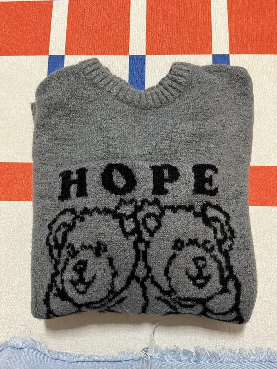 A Piece of Cake Knit Gray L