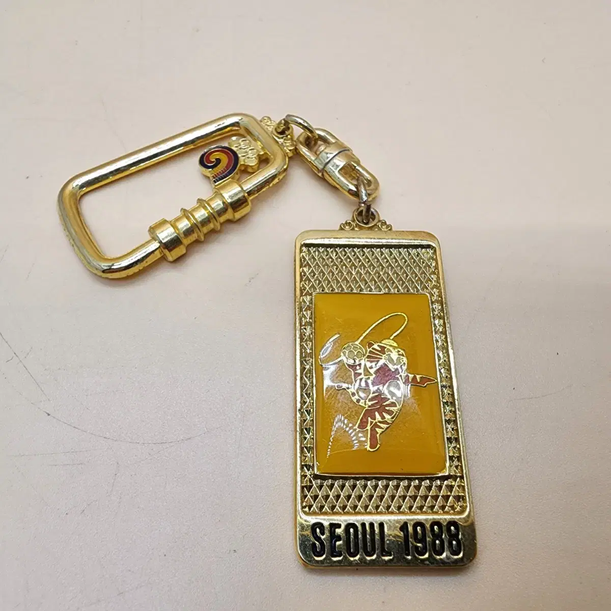 keyring Key Holder 1988 Seoul Olympics #서울올림픽,#1988올림픽,#호돌이굿즈,#올림픽굿즈 on  Bunjang Global Site.