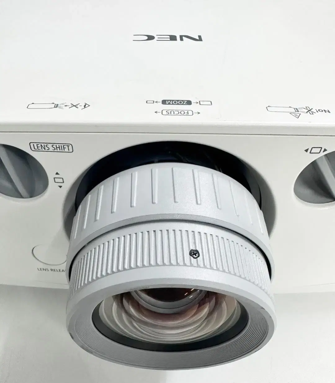 [B급]NEC NP-PA600X 6000안시 XGA 중고 빔프로젝터
