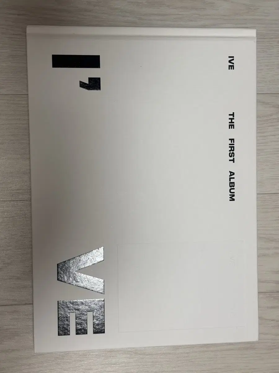 IVE 정규 1집 앨범