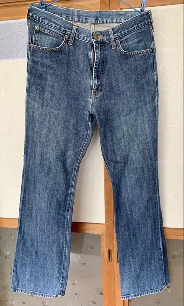 Wrangler 부츠 컷 데님