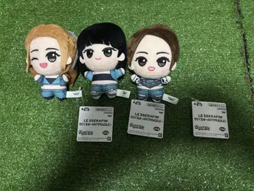 LE SSERAFIM 봉제 인형 3종 세트