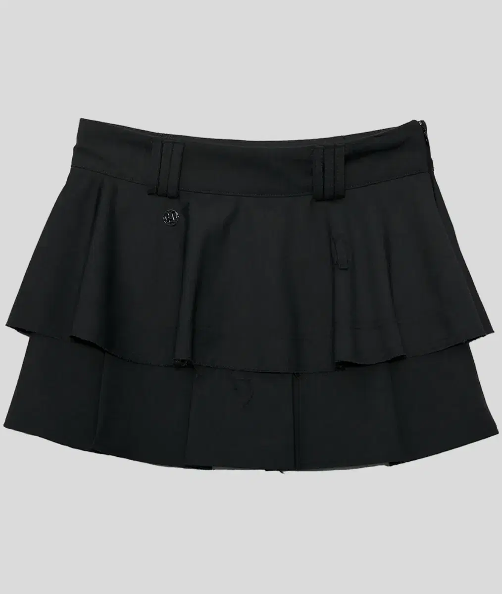 Black Layered Pleats Skirt with flared up flared up pleats