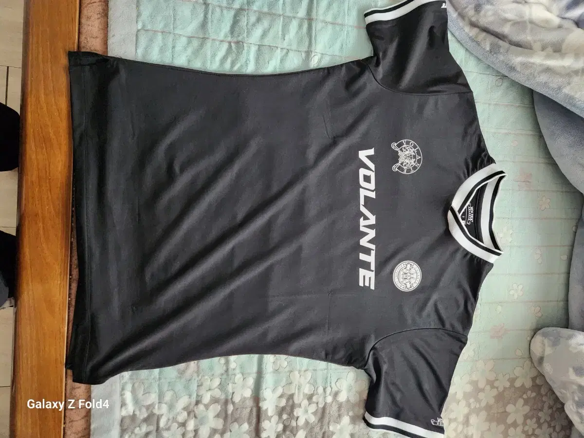Volante Short Sleeve Functional