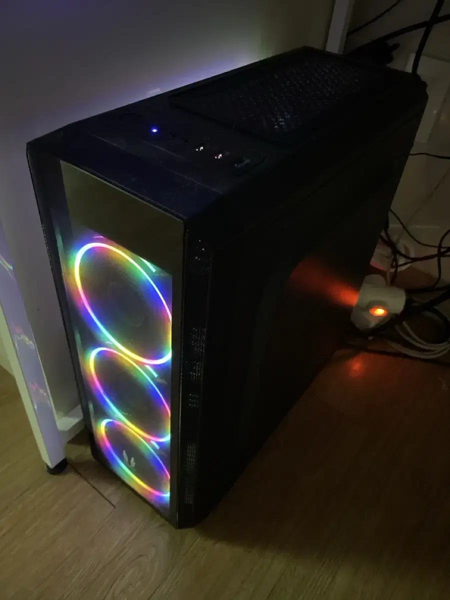 게이밍 pc i7 9700 RTX 2060