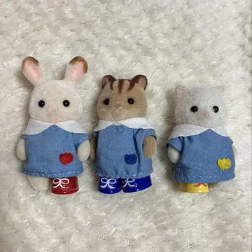 실바니안 패밀리 토끼 다람쥐 페르시아 고양이 유치원