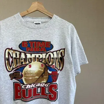 90s USA 구제 의류 그레이 NBA 시카고 불스 티셔츠 L 빈티지