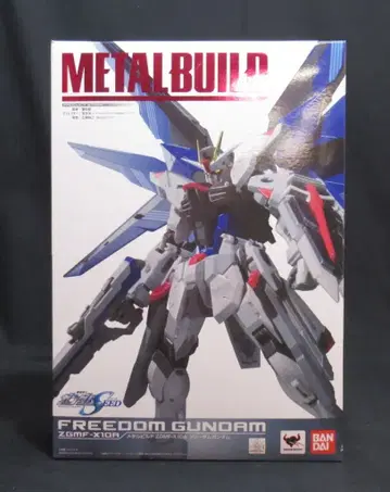 반다이 METAL BUILD 프리덤 건담