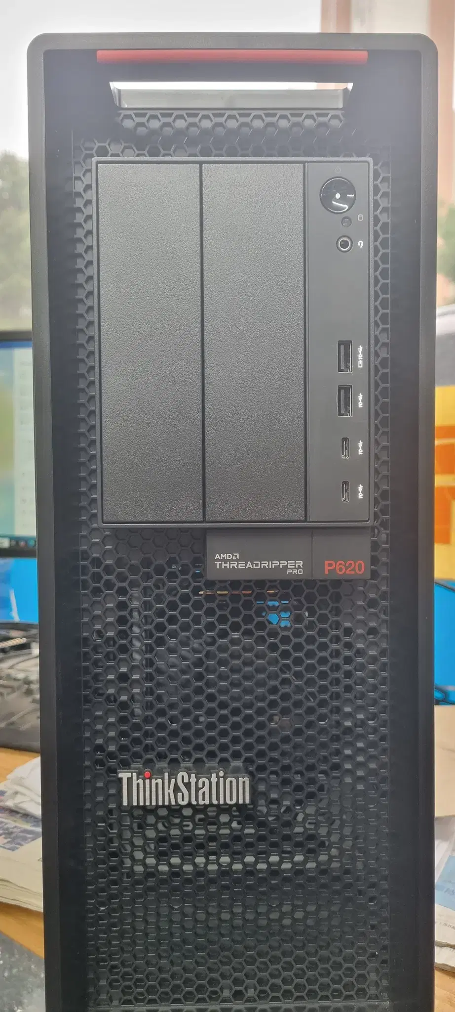 Lenovo Workstation P620