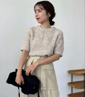 카프리슐레 마쥬 [콜라보 기획] 리본 얀 하프 슬리브 풀오버