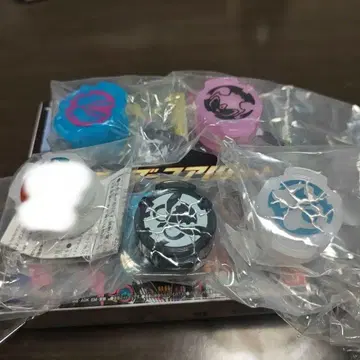 가면라이더 기츠 라이더 코어id 4개 세트