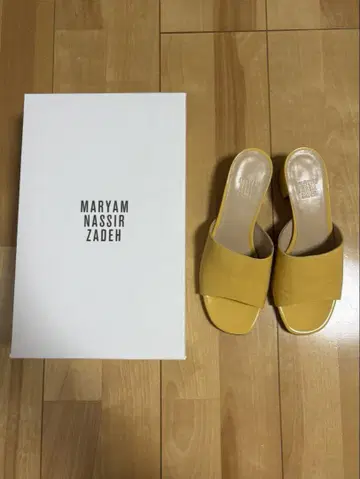 MARYAM NASSIR ZADEH 샌들