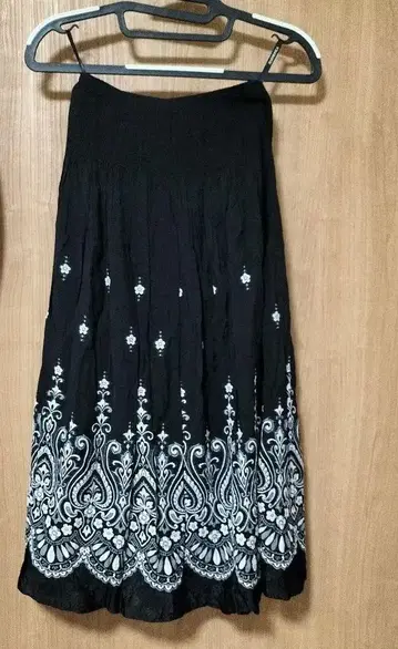 하모니카 패널 스커트 블랙