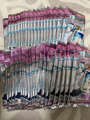 하츠네 미쿠 메탈릭 카드 컬렉션