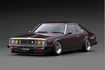 1/18 닛산 스카이라인 2000 GT-ES (C210)