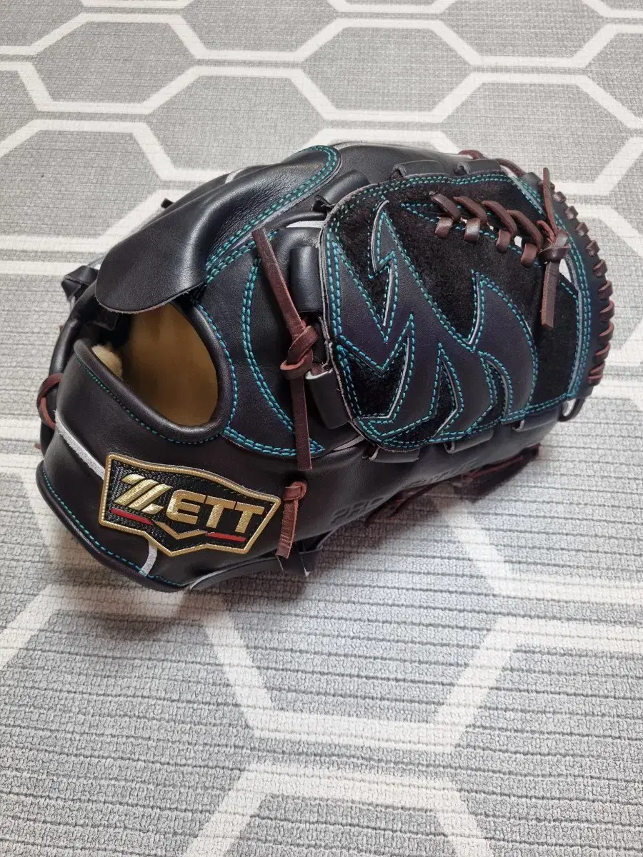 Jet Pro Stators Special Edition Pitcher for sale