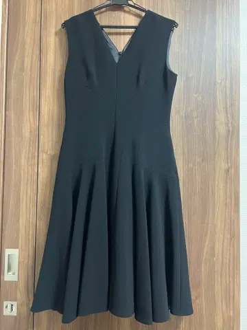 새상품급 Magalie le cassette 슬리브리스 원피스 사이즈 9