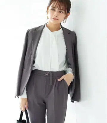 자켓 & 테이퍼드 팬츠 / 셋업 수트