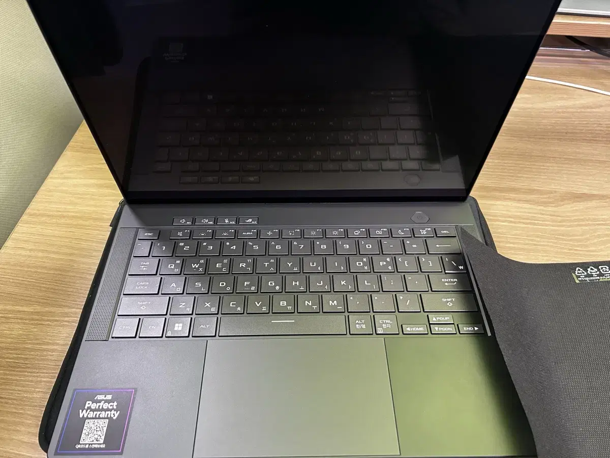 ASUS ROG Zephyrus G14 노트북