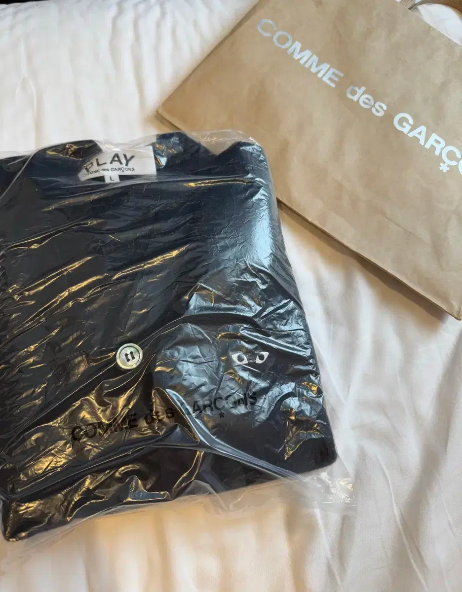 Comme des Garçons Black Wappen L Size for sale