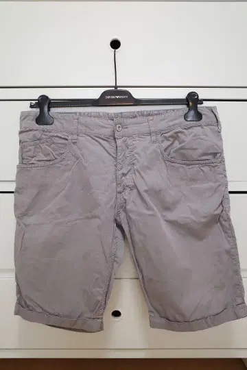 아르마니 남성 그레이 숏팬츠 숏 팬츠 여름 아이템 새상품급