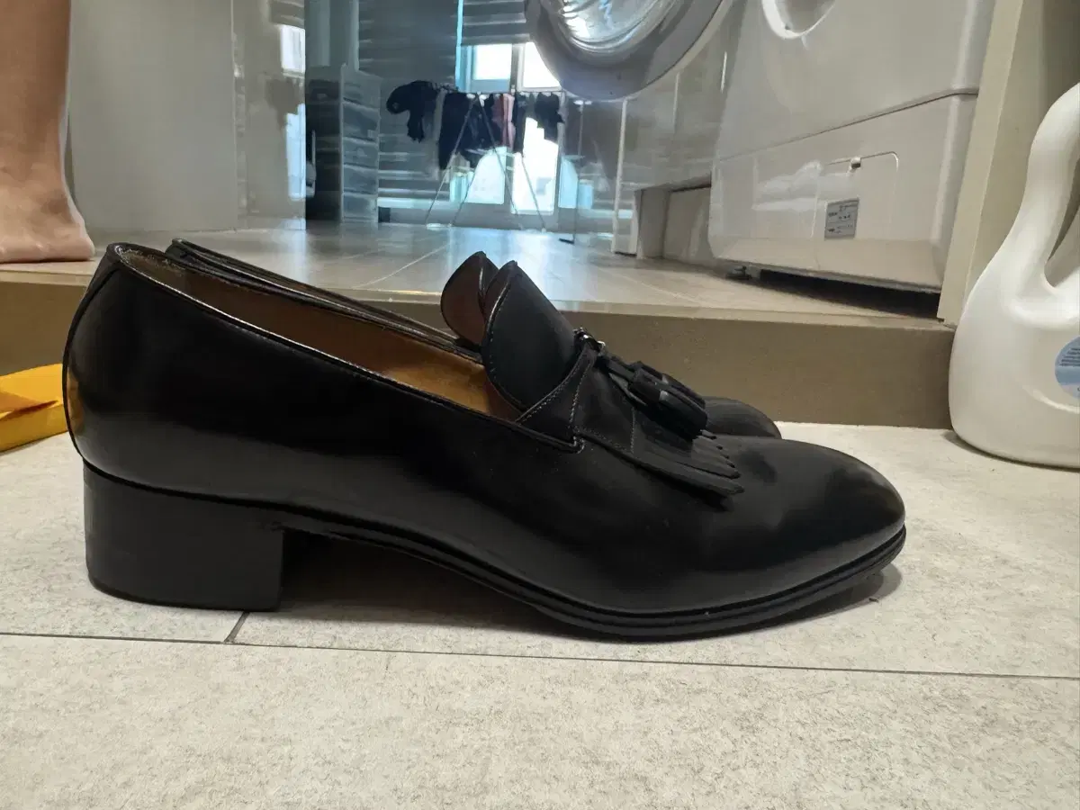 GUCCI 구찌 테슬 로퍼