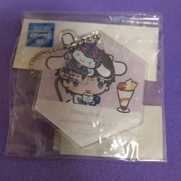 에반게리온 이카리 신지 시나모롤 산리오 콜라보 아크릴 키링
