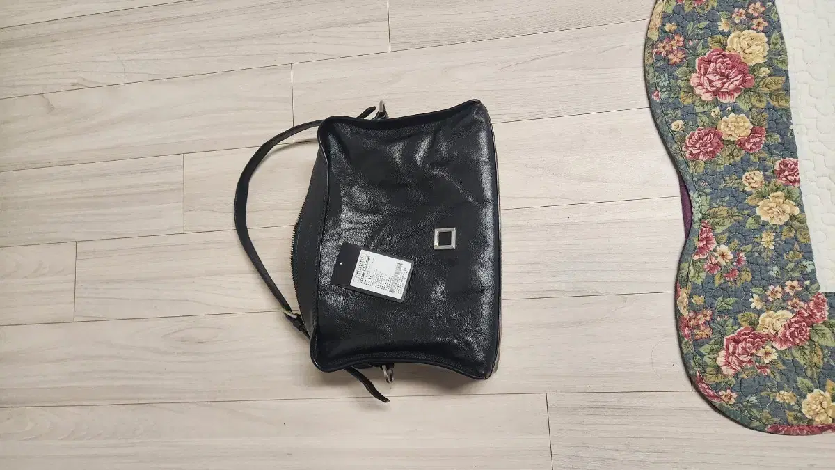 Lew & Lounge Bag