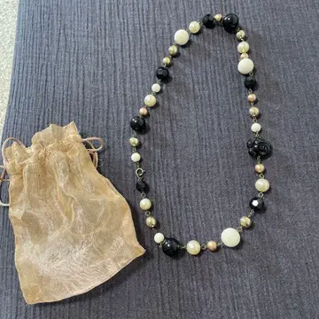 반돔 아오야마 비즈 목걸이