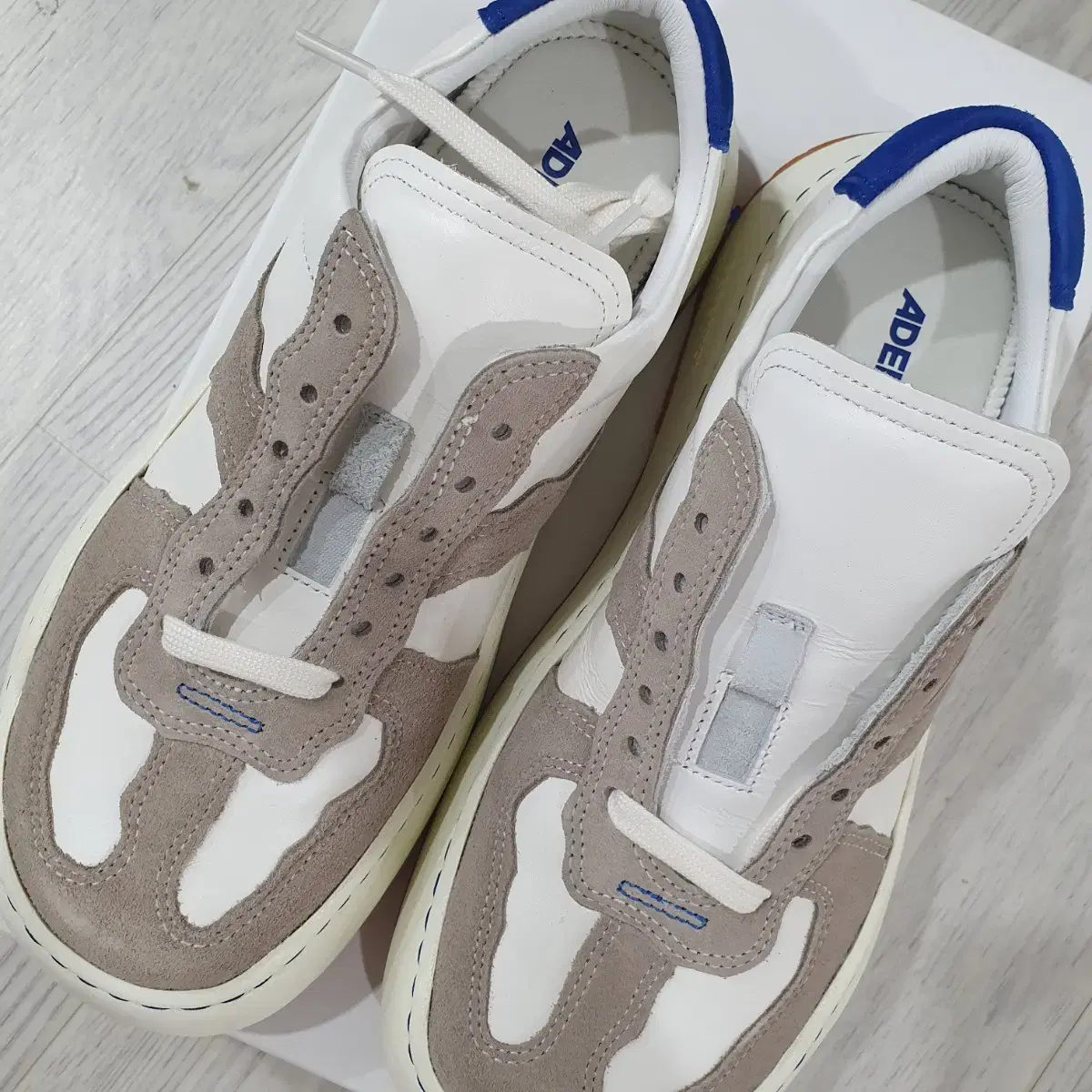아더에러 로그바우스 250