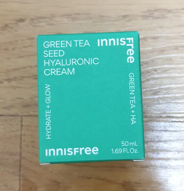Innisfree Green Tea Seed Hyaluronic Acid Cream