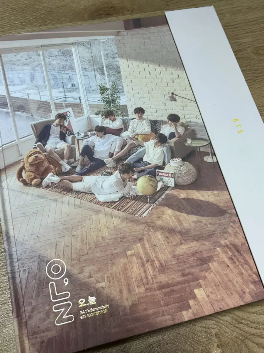 BTS Today's Exhibition photobook Printed Photos poca Photobook