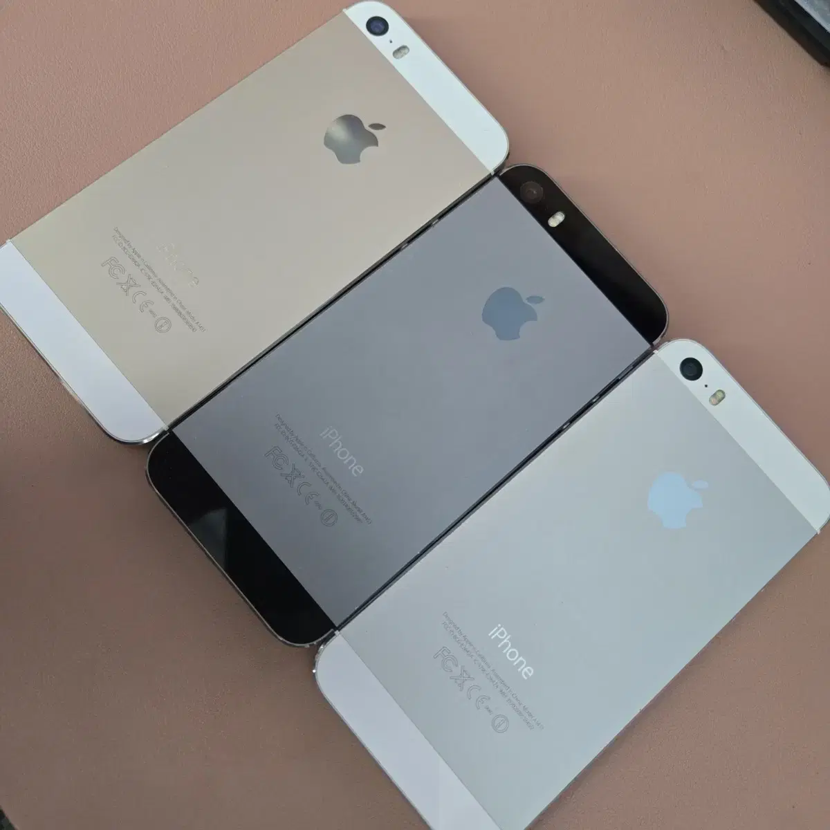 아이폰5S 16GB 스페이스그레이 판매합니다