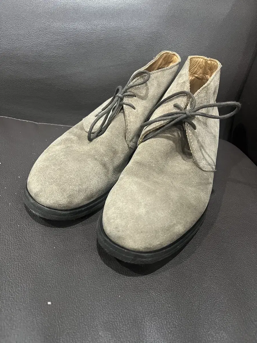 Brunello Cucinelli Chukka Boots 41