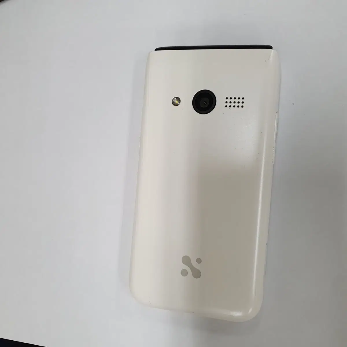 026654 MIVE Style Folder (M120) White 32GB SK Used