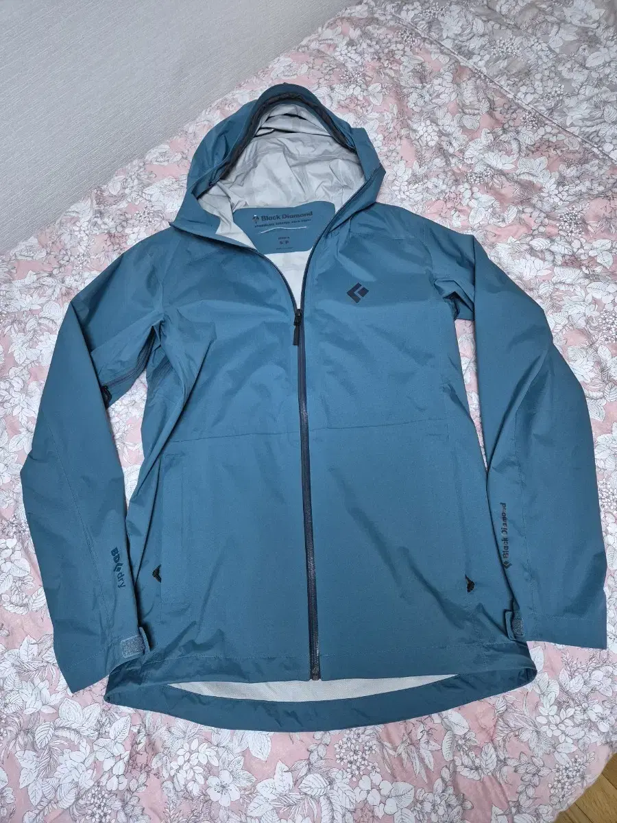 Black Diamond Stormline Rain Shell S