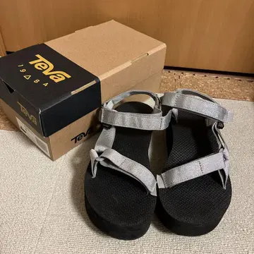 테바 통굽 샌들 25cm 실버