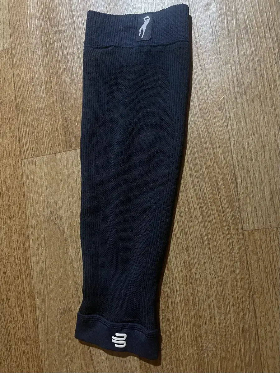 Bauerfint sleeve for sale