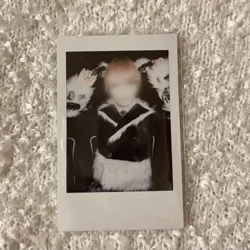 라부시쿠 료 폴라로이드