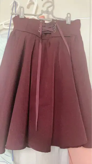 지뢰계 양산형 스커트 빨간색