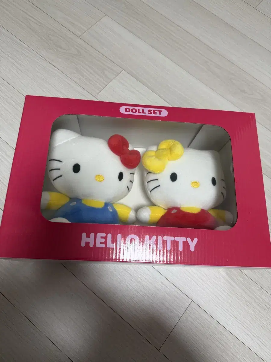 헬로키티 신상 쌍둥이 프렌즈세트