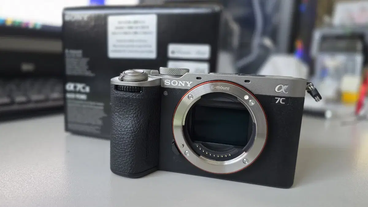 SONY a7c2 팝니다. 민트급 풀박스