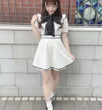 evelyn 에블린 반팔 레이스 올인원