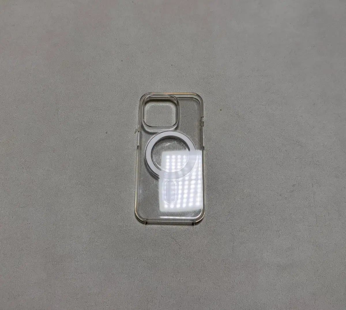 iPhone 15 Pro Clear Cast