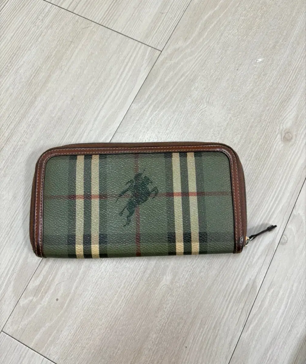버버리 빈티지 장지갑 정품