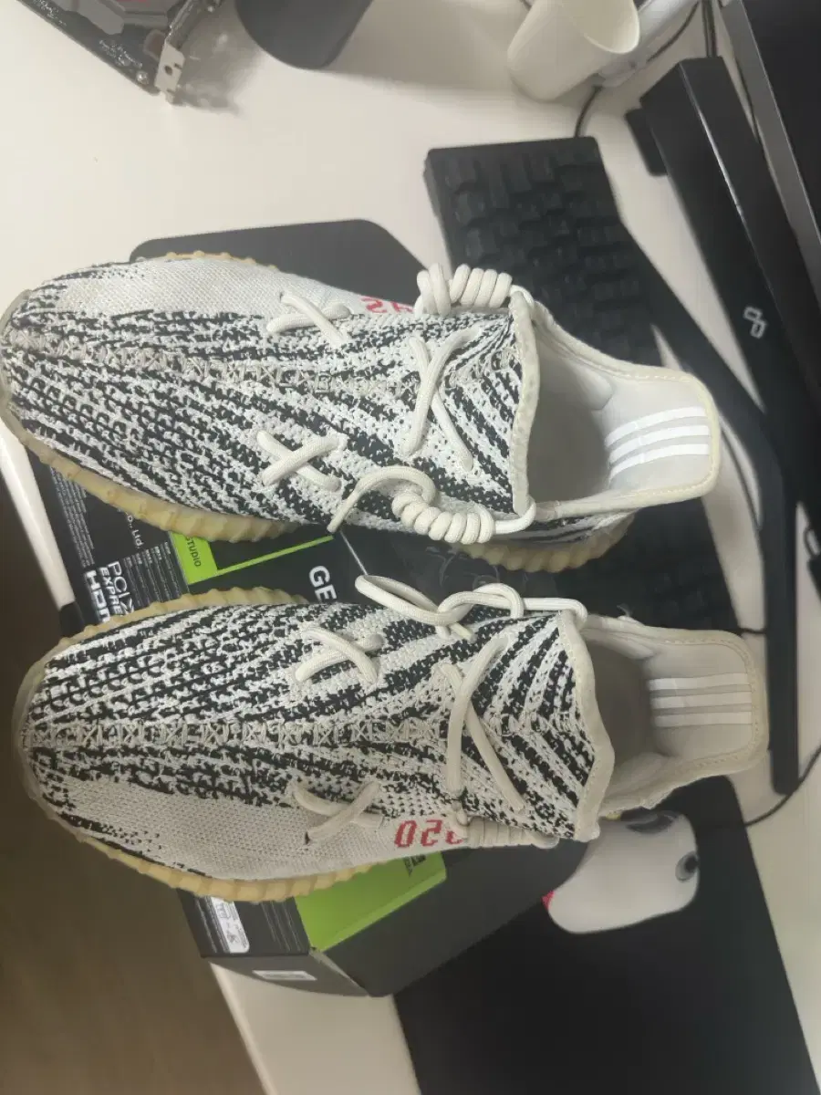 Free shipping: Authentic Adidas E.ji Boost 350 Zebra  270~80